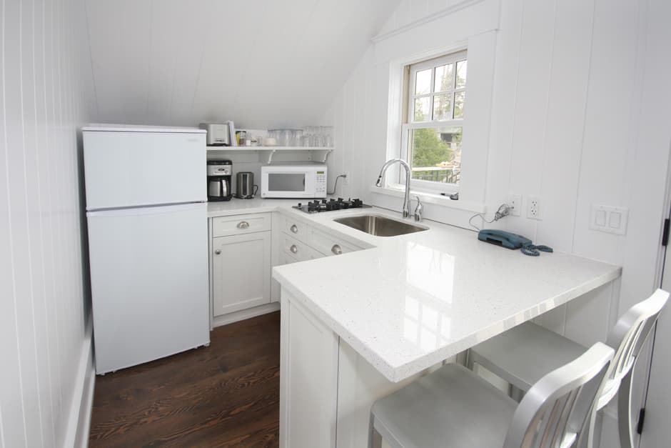 Lake House Boat House - Image 6